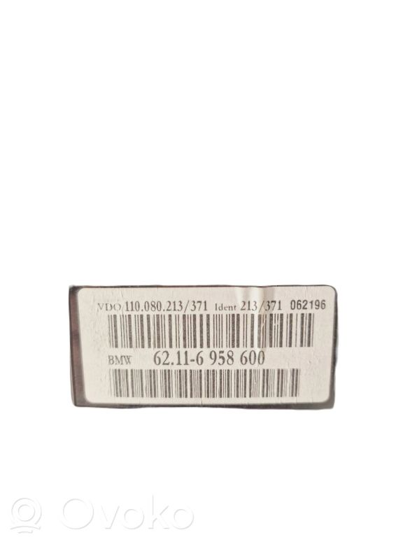 Spidometrs (instrumentu panelī)