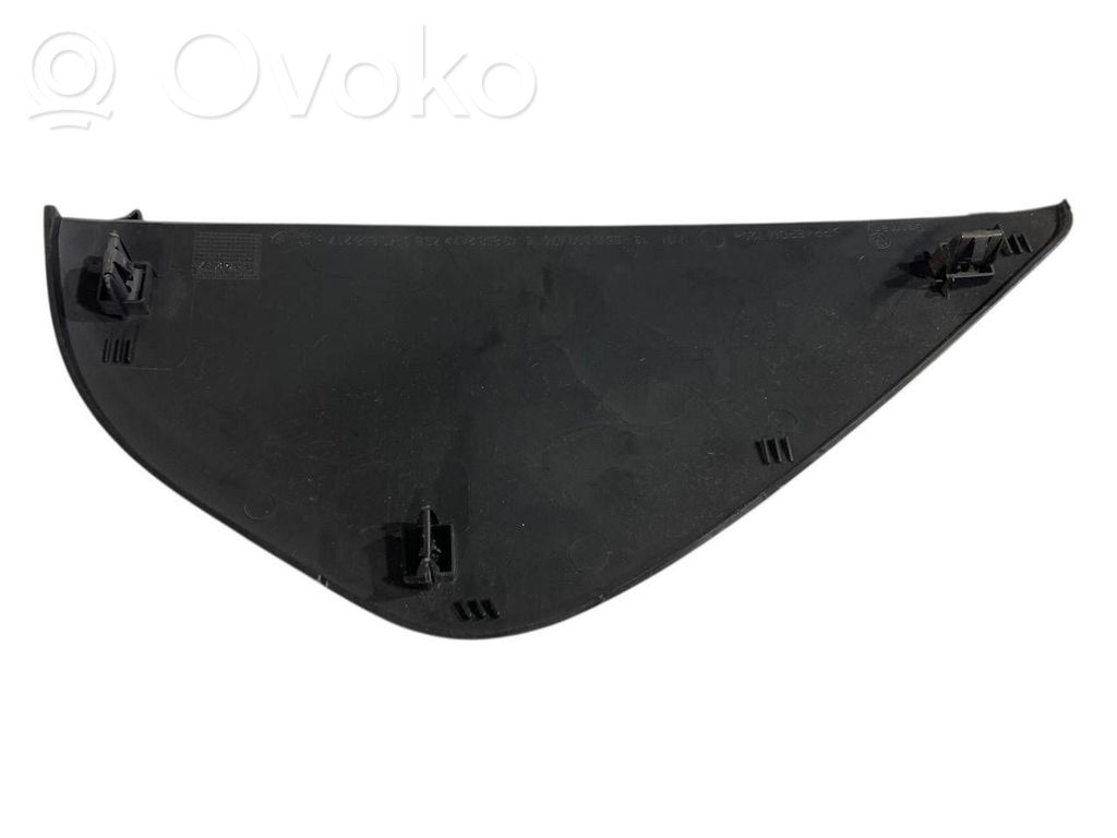 Paneļa dekoratīvās apdares vairogs (sānu)