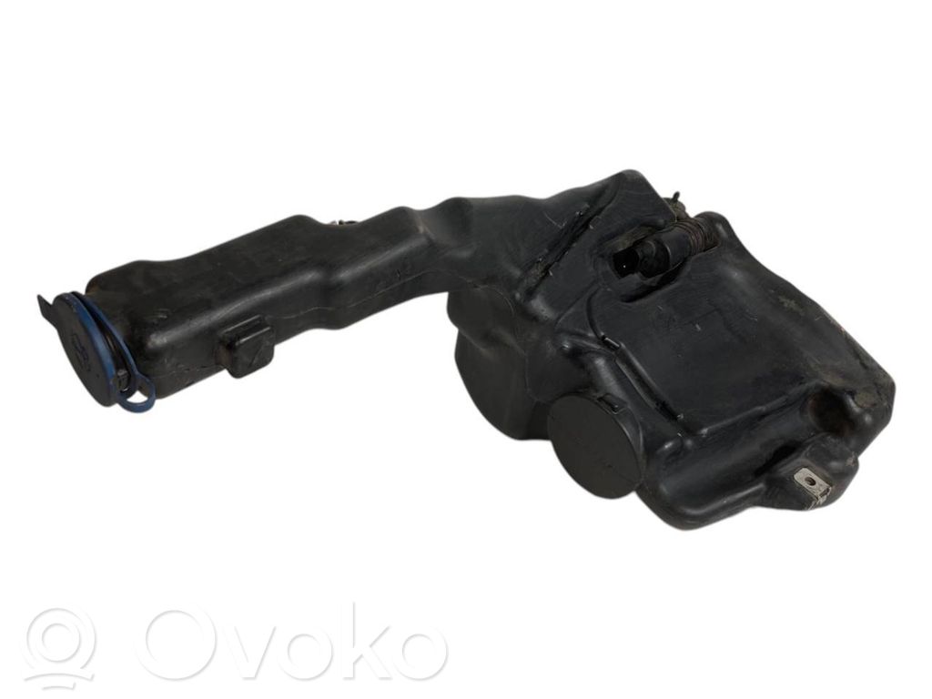 Window fluid tank