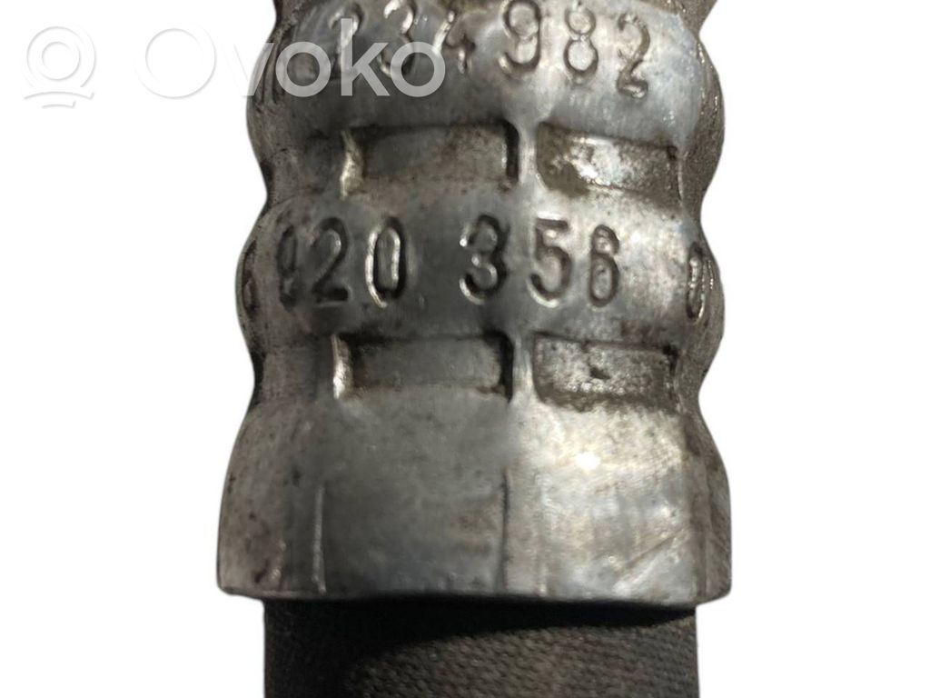 Air conditioner pipe(s) / hose(s)