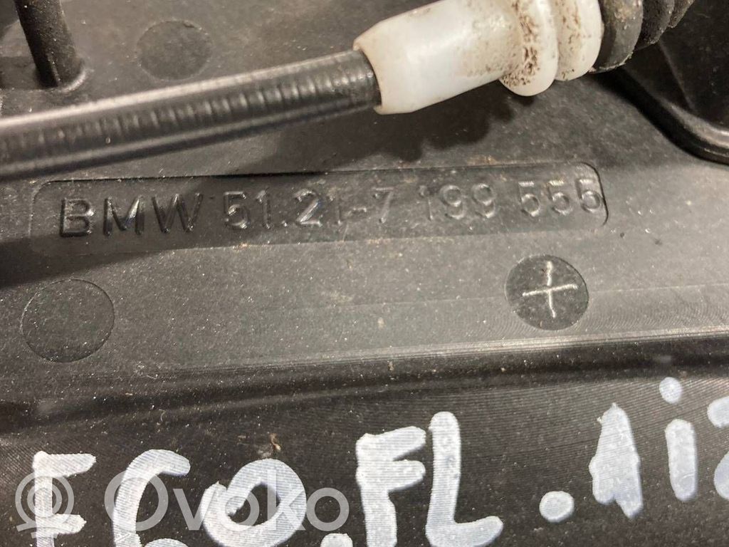 Aizmugurē turētājs / kronšteins ārējam atvēršanas rokturim