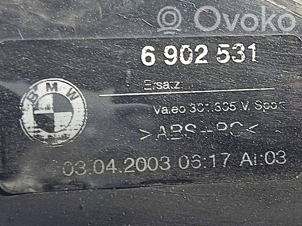 Aizmugurējais lukturis virsbūvē