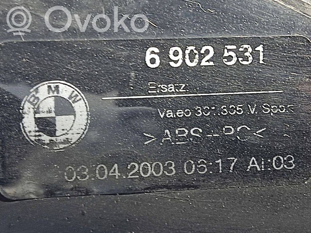 Aizmugurējais lukturis virsbūvē