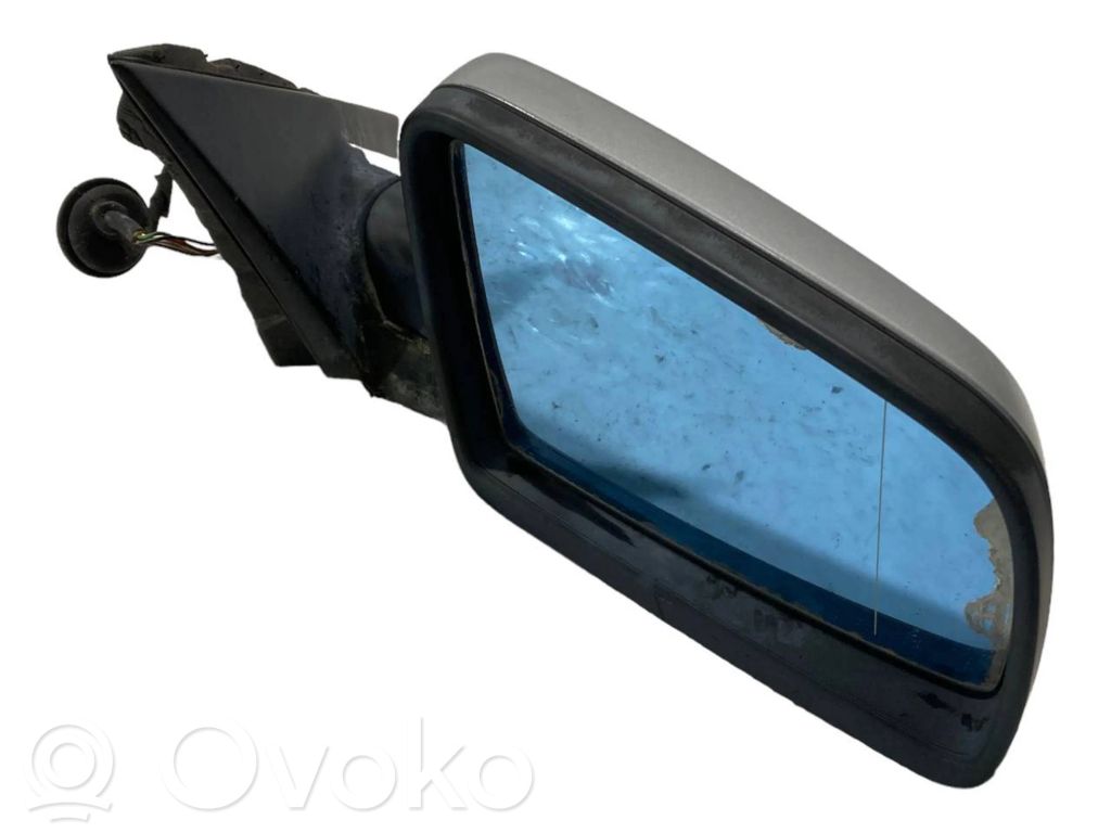 Mirror (electrically controlled)