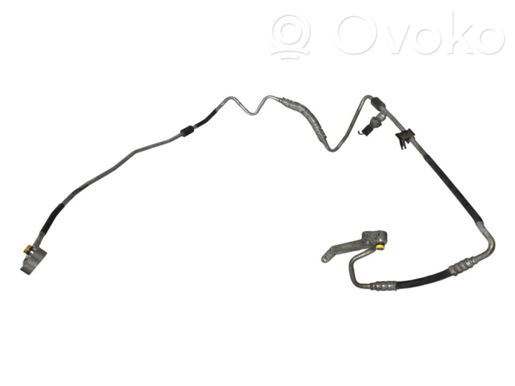 Air conditioner pipe(s) / hose(s)
