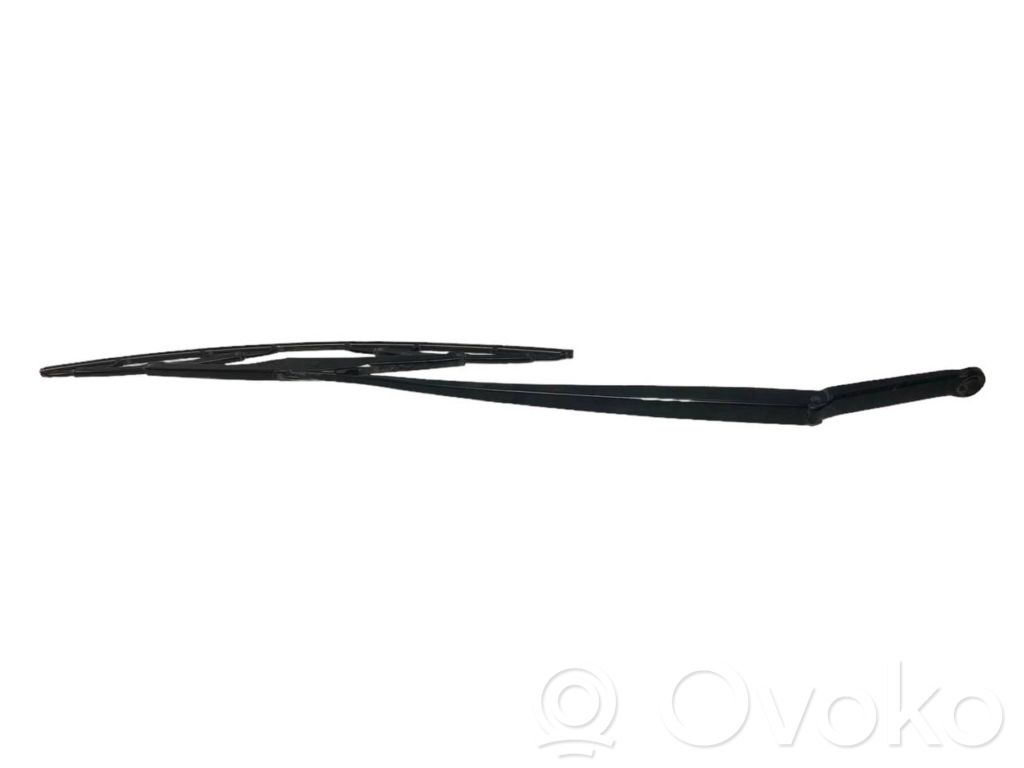Windshield wiper arm