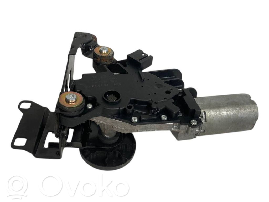 Rear window wiper motor