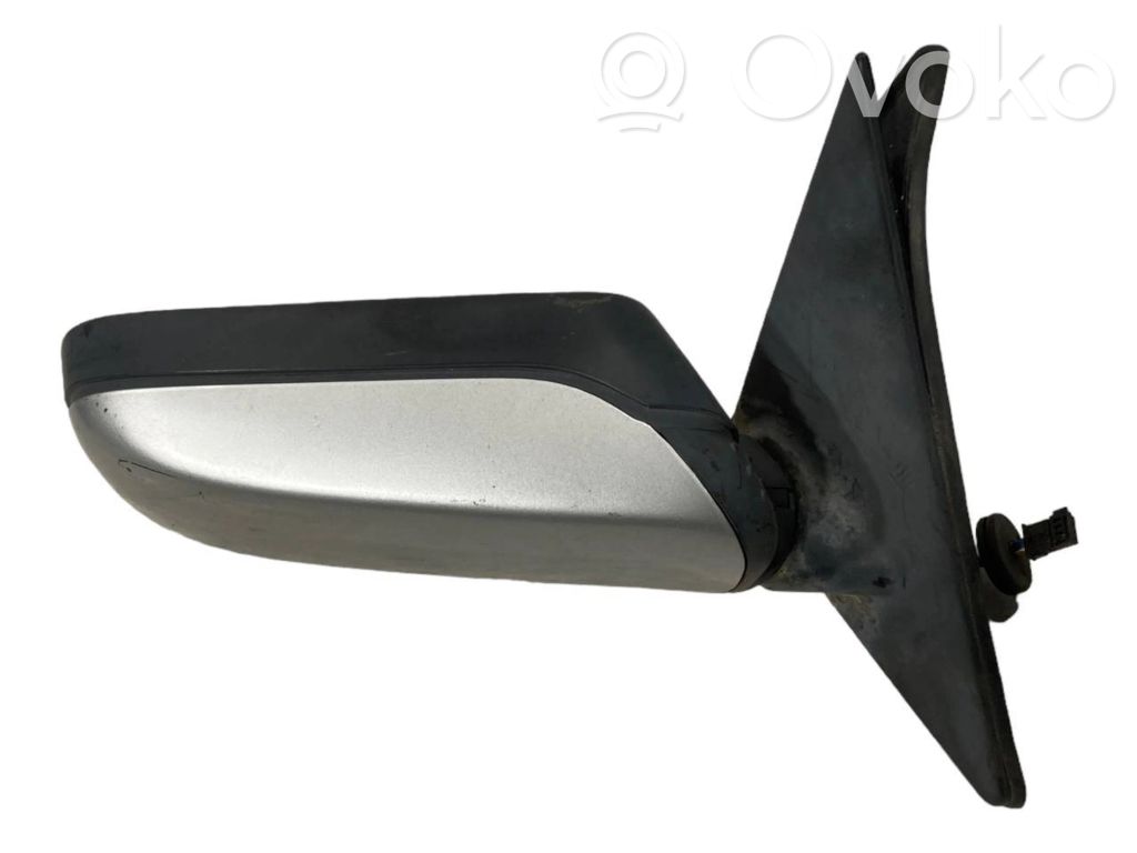 Spogulis (elektriski vadāms)