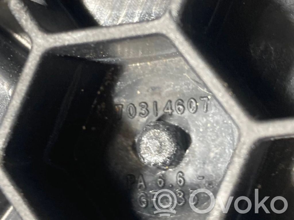 Держатель топливного фильтра