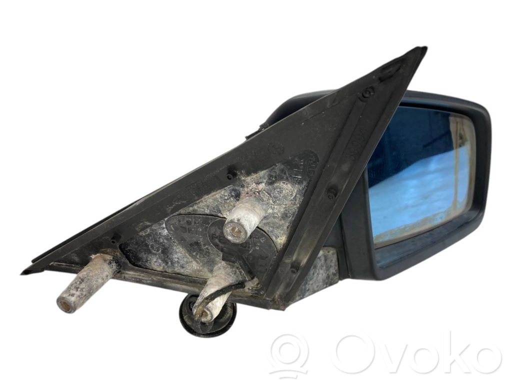 Spogulis (elektriski vadāms)