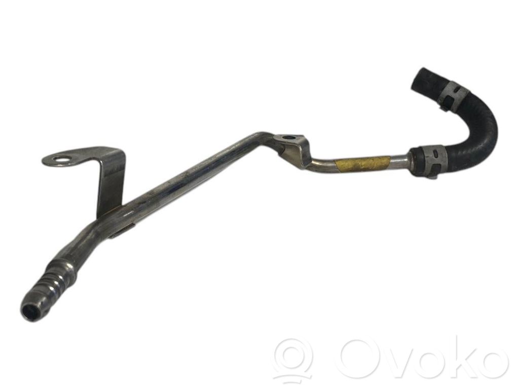 Degvielas caurulīte (-es)