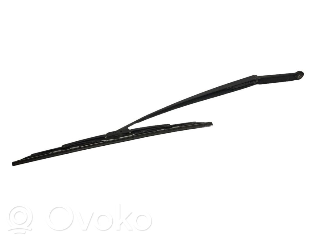 Windshield wiper arm