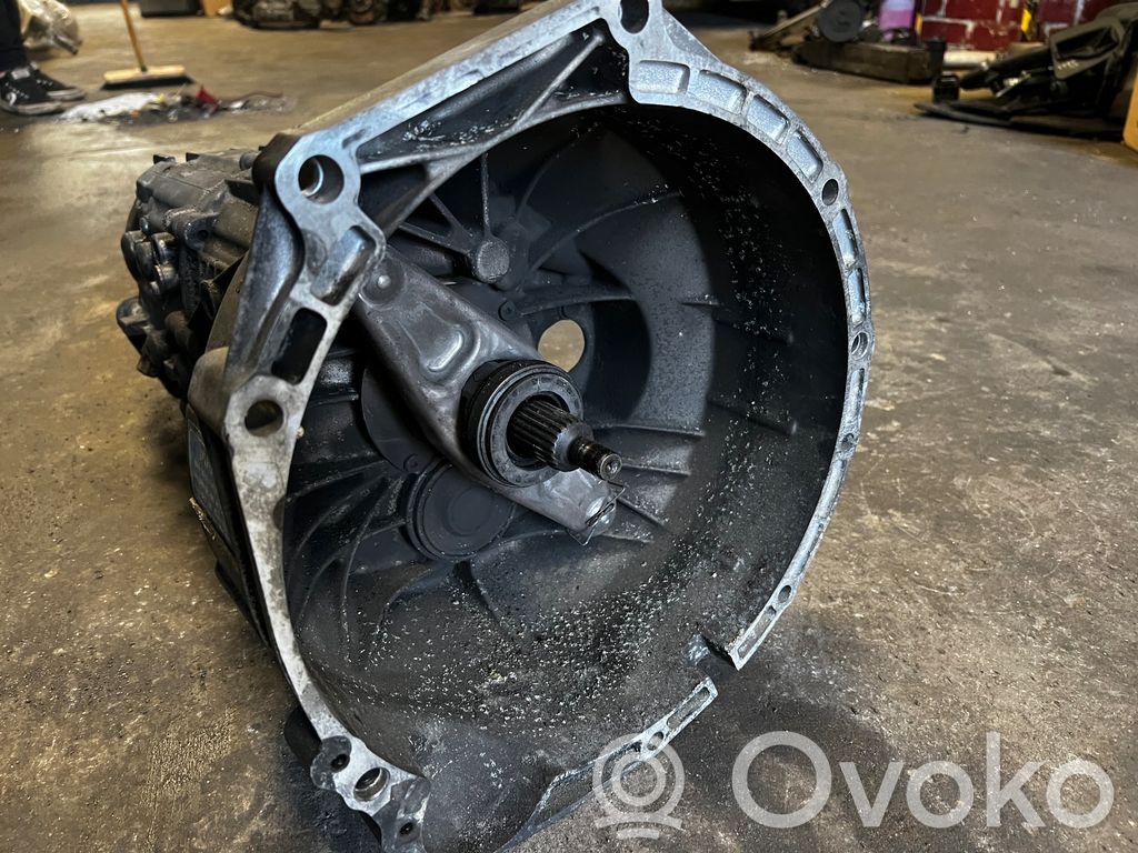 Механическая 6-ступенчатая коробка передач