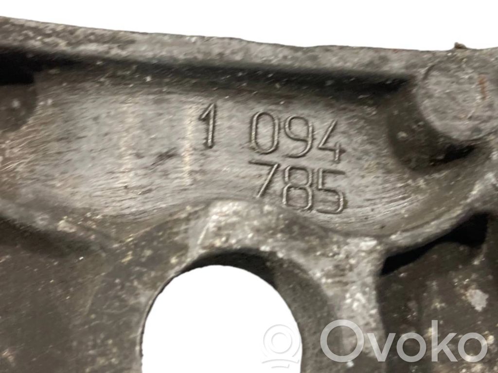 Кронштейн крепления трансмиссии