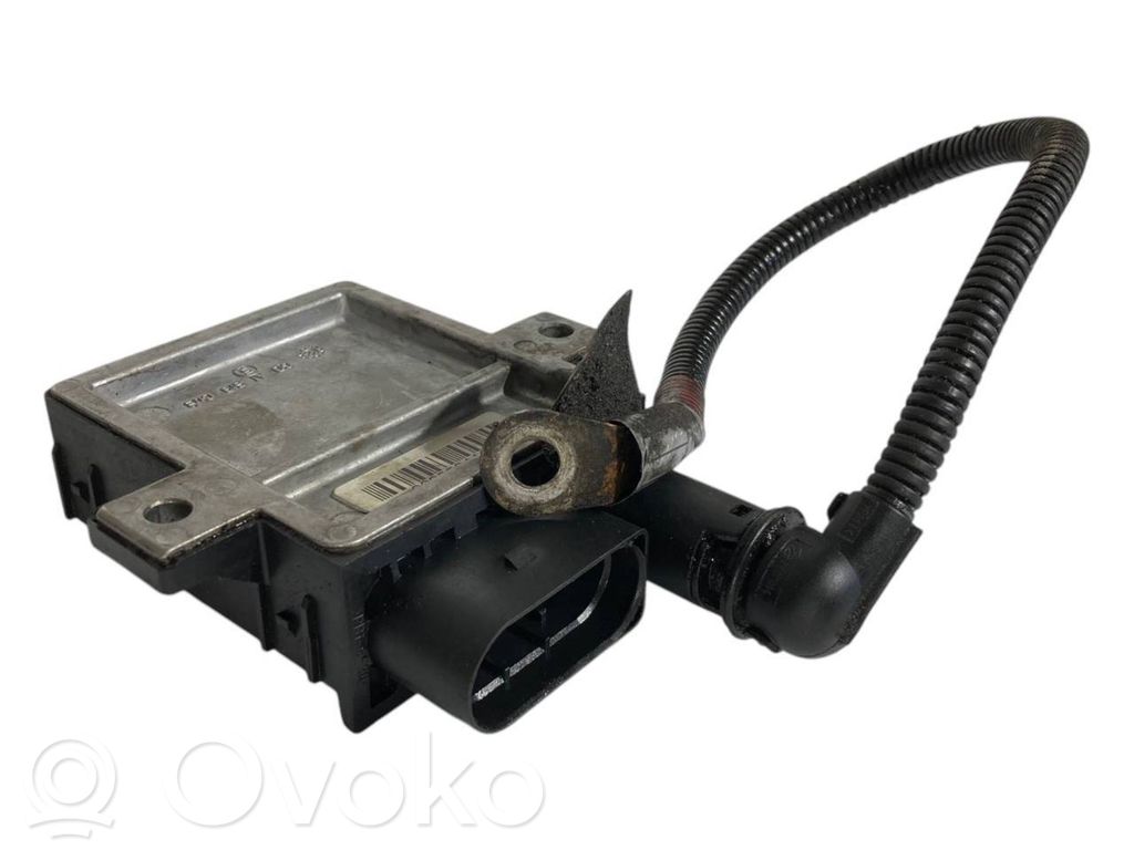 Glow plug relay