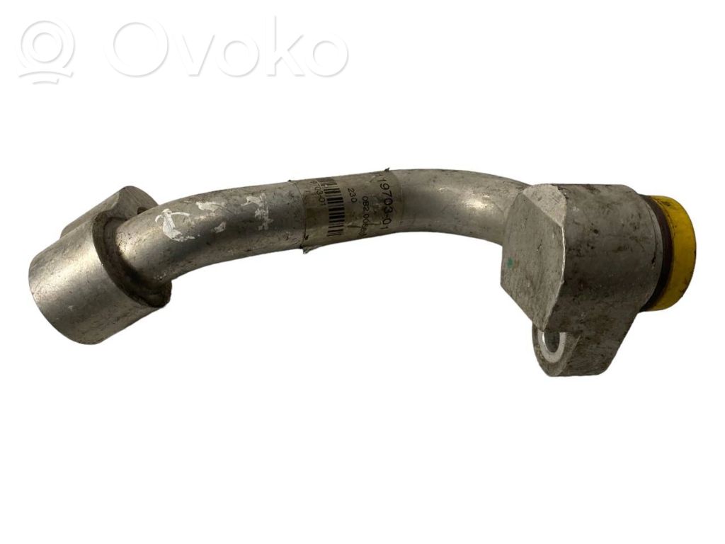 Air conditioner pipe(s) / hose(s)