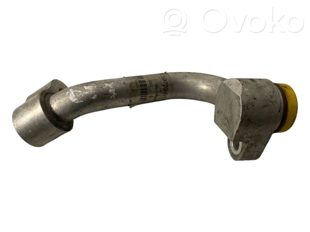 Air conditioner pipe(s) / hose(s)