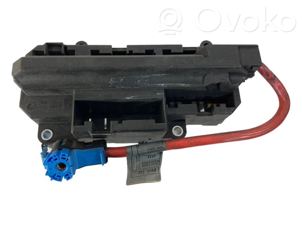 Fuse block