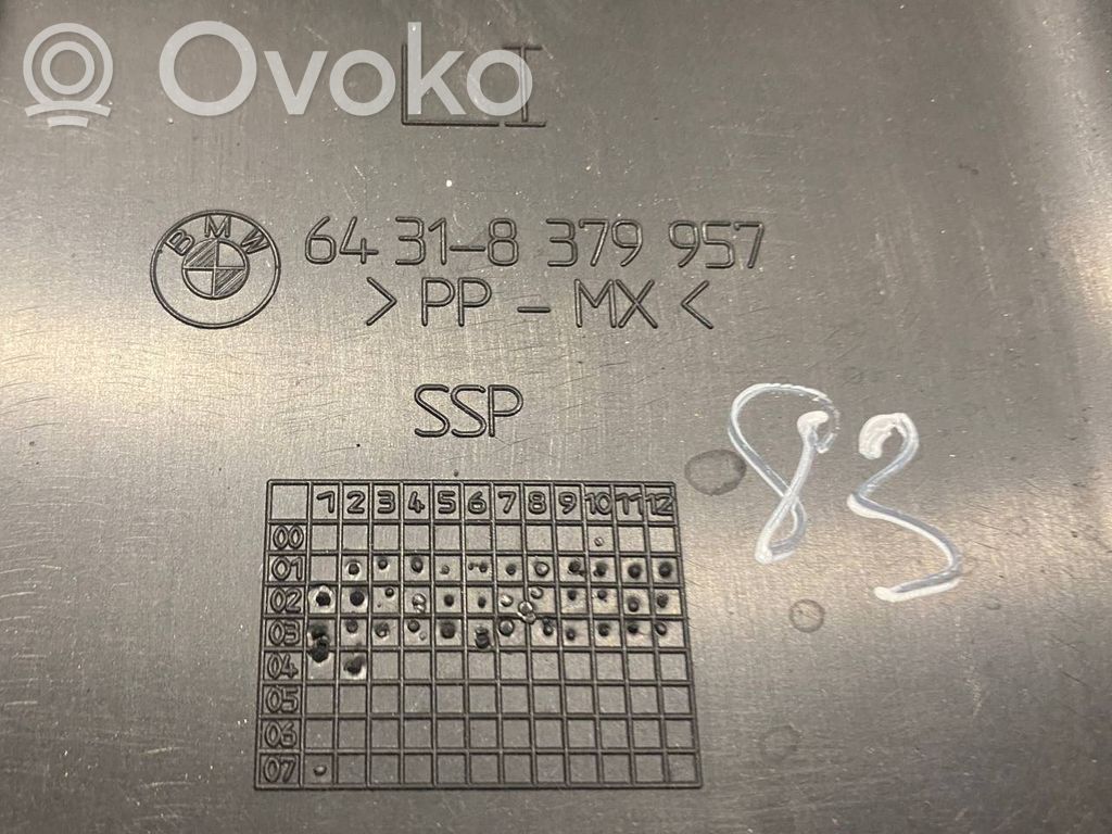 Salona gaisa mezgla plastmasas korpuss
