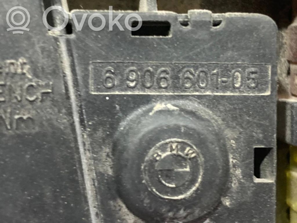 Fuse block