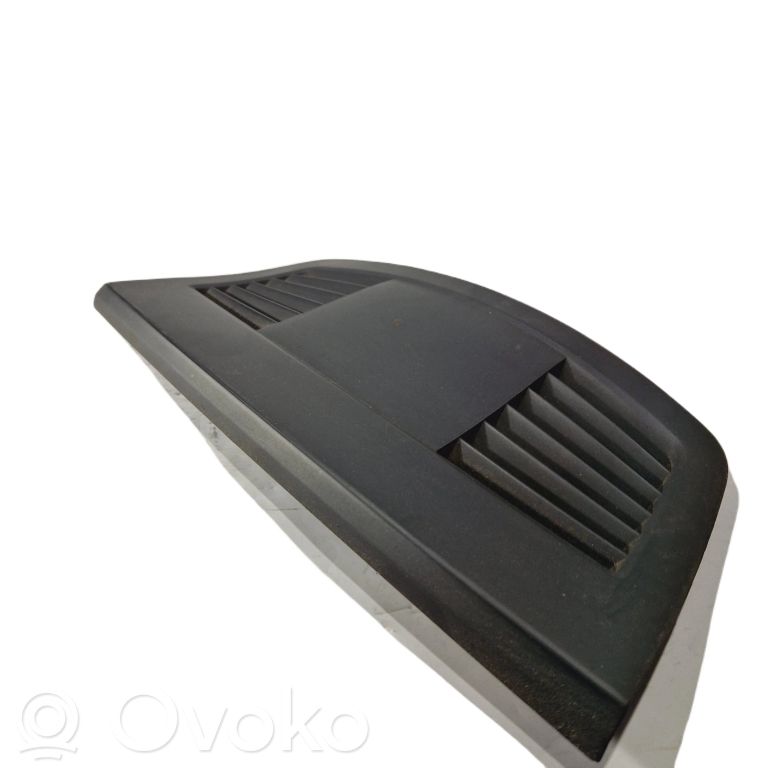Centrālais gaisa ventilācijas režģis