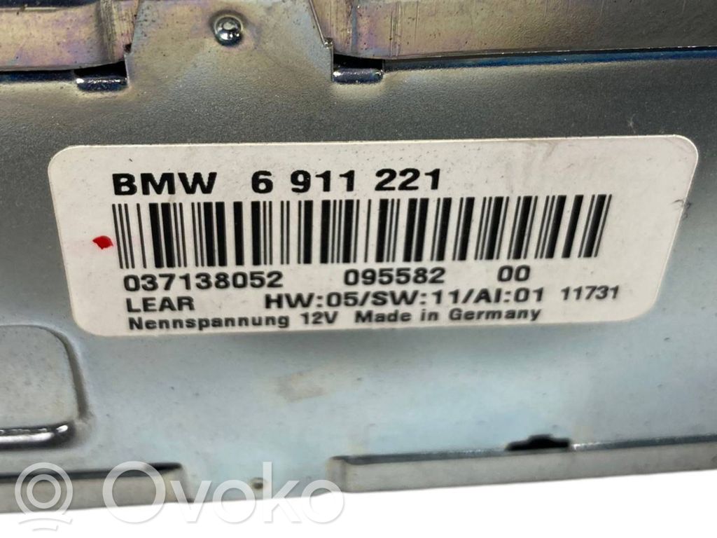 Navigācijas (GPS) vadības bloks