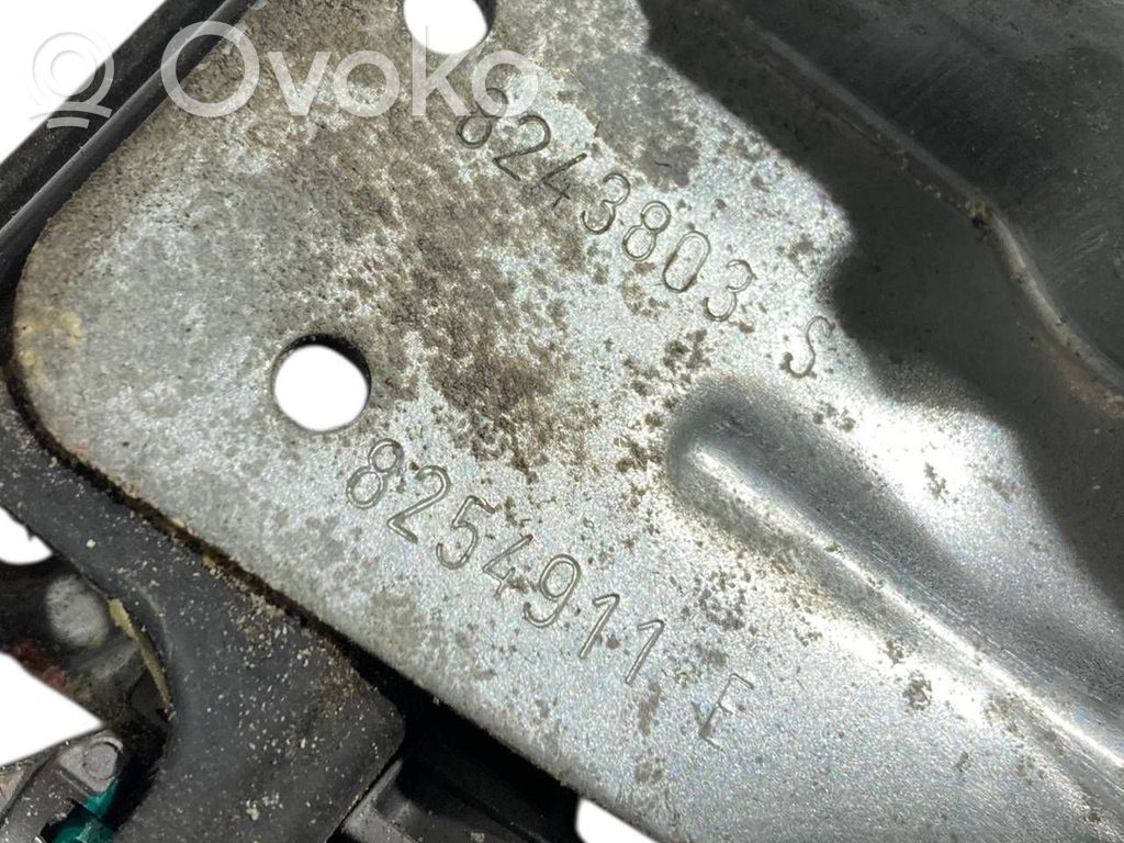 Priekšpusē elektriskā loga pacelšanas mehānisma komplekts