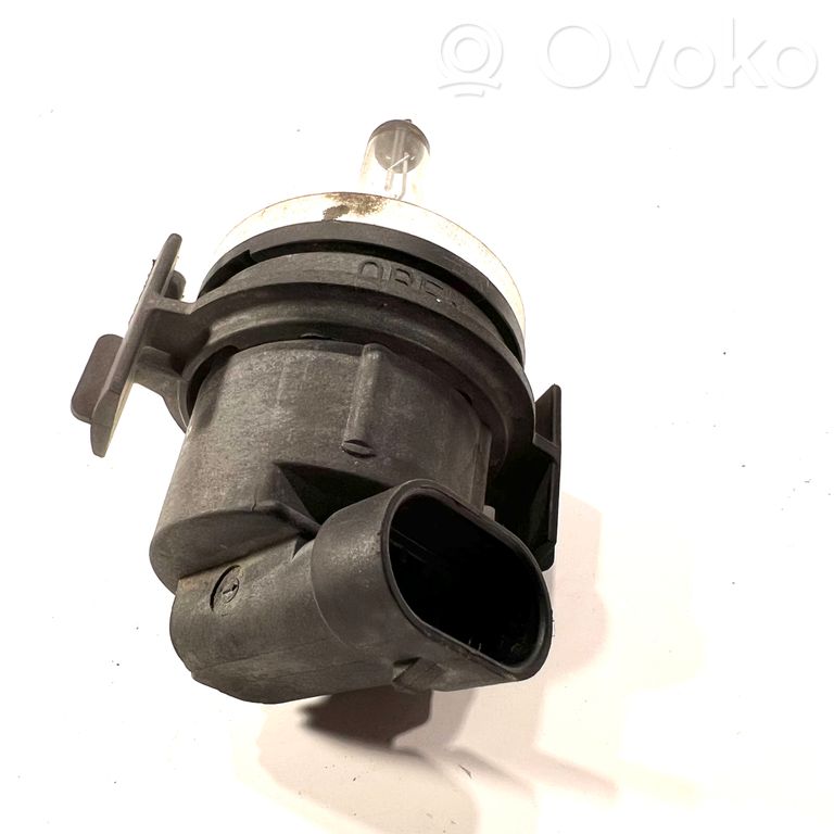 Priekšējā luktura detaļa