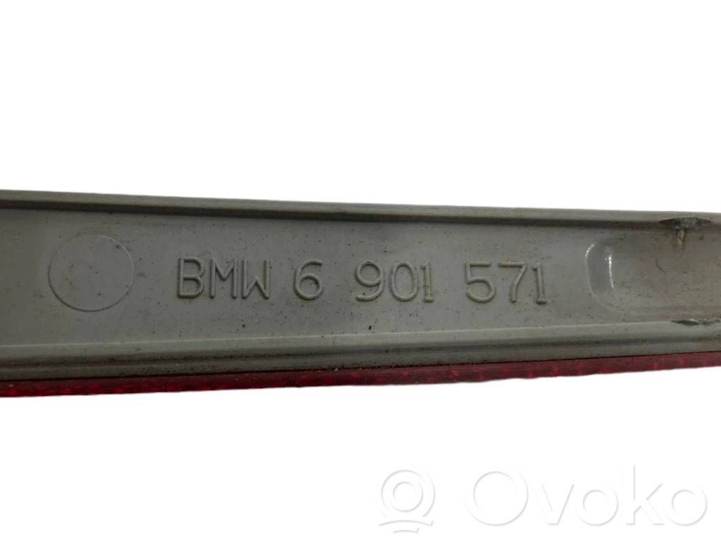 Rear reflector