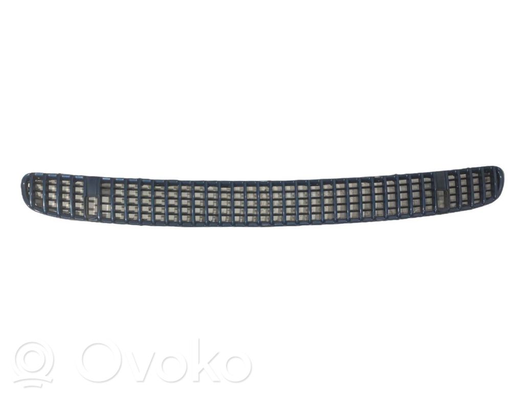 Bonnet decorative grille