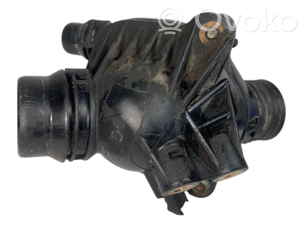 Thermostat / thermostat housing