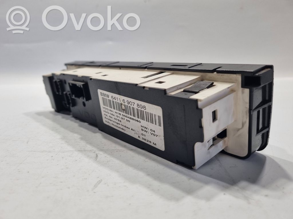 Gaisa kondicioniera / klimata kontroles / salona apsildes vadības bloks (salonā)