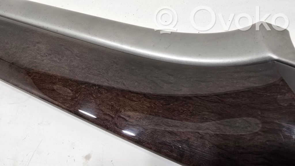 Decorative trim strip on the front