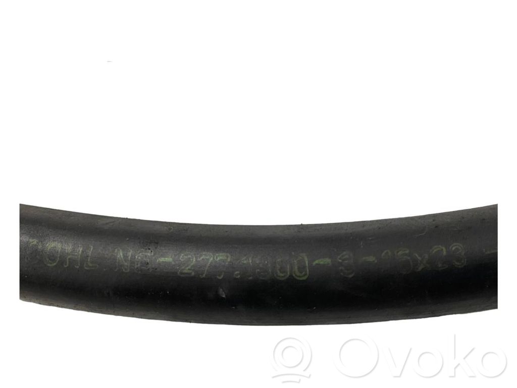 Pārnesumkārbas eļļas dzesētāja caurulīte (-es) / šļūtene (-es)