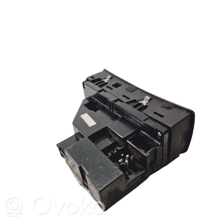Power window switch