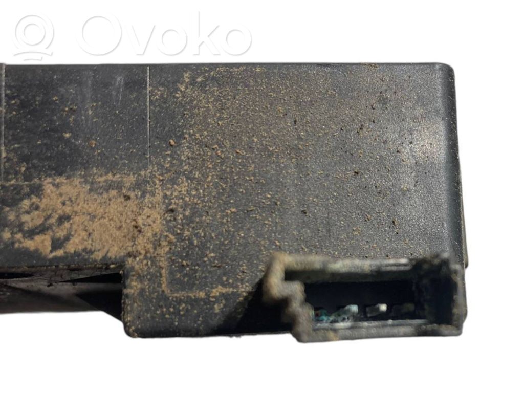 Rear cover lock