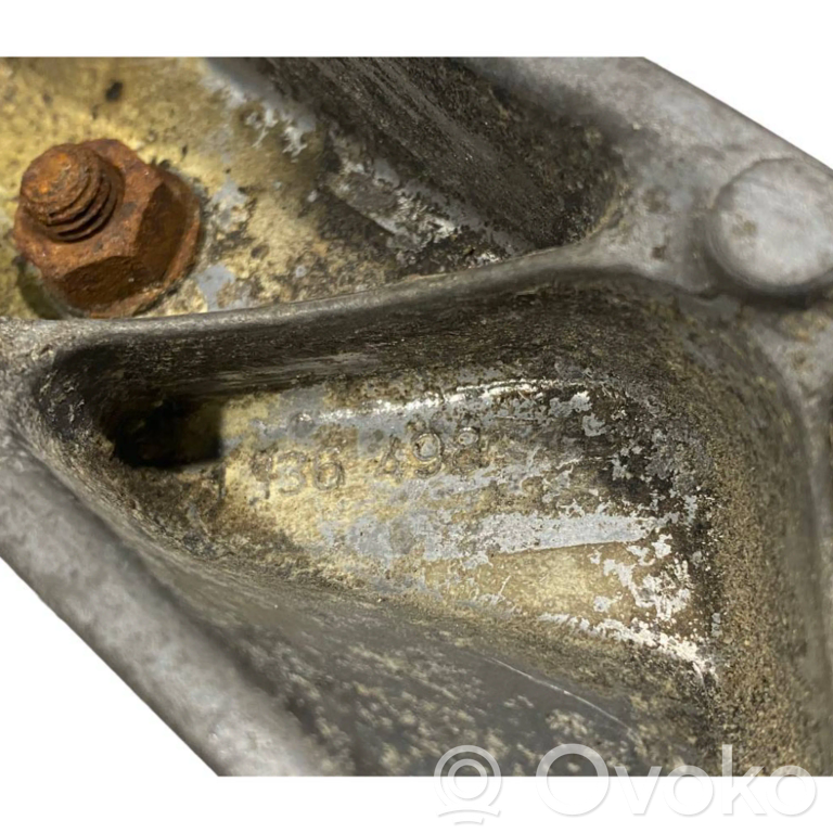 Dzinēja nostiprināšanas stiprinājums-kronšteins