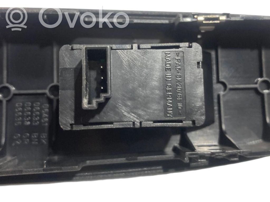Elektrisko logu slēdzis