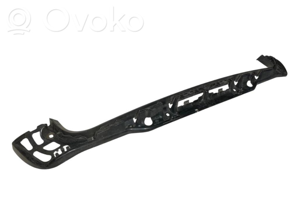 Rear bumper mounting bracket