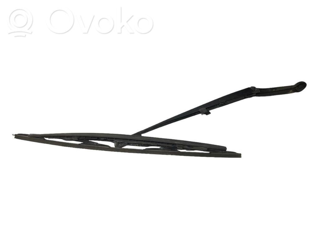 Windshield wiper arm