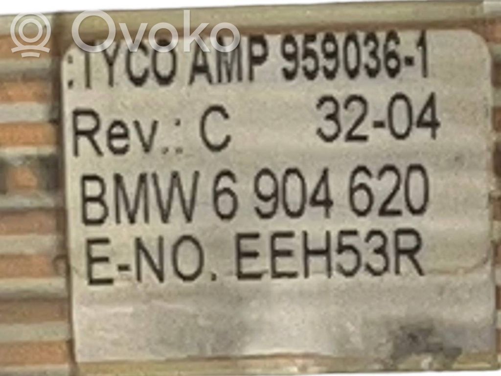 Antenna amplifier