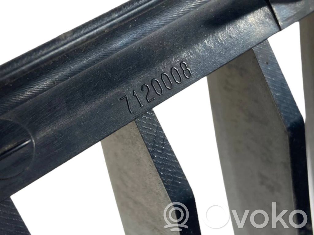 Priekšējais režģis