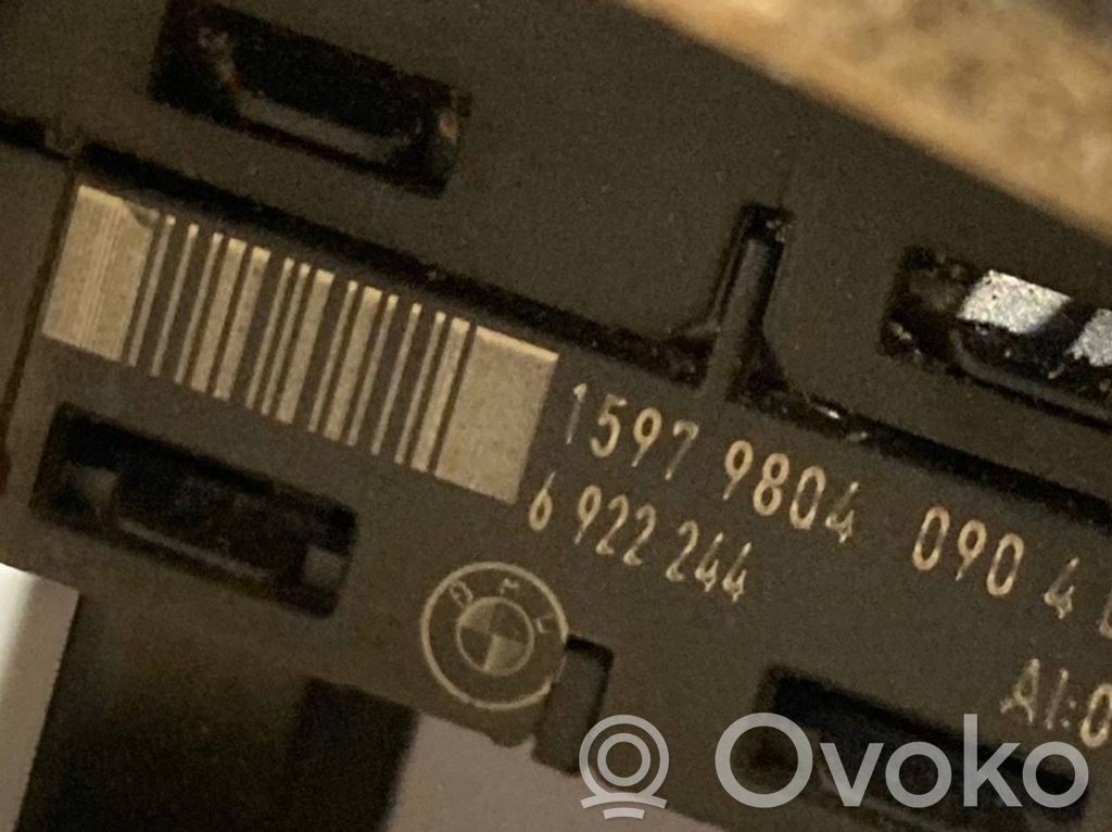 Apšuvums aizmugurējām durvīm