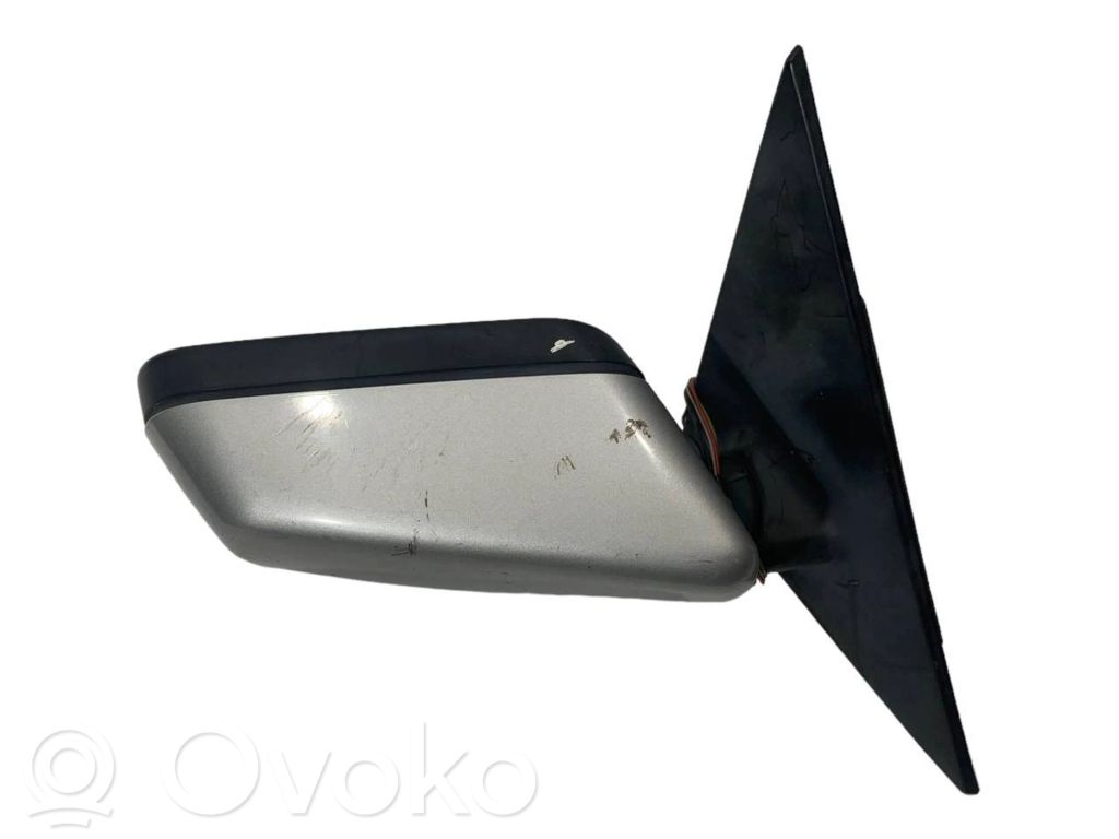 Spogulis (elektriski vadāms)