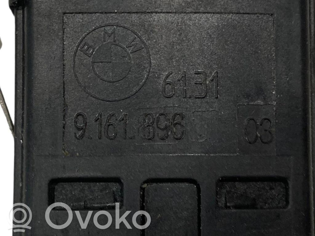 Avārijas lukturu slēdzis