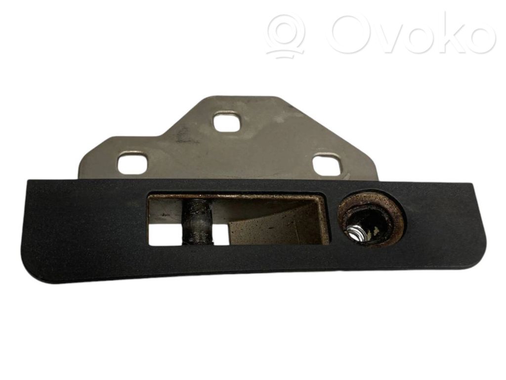 Roof lock