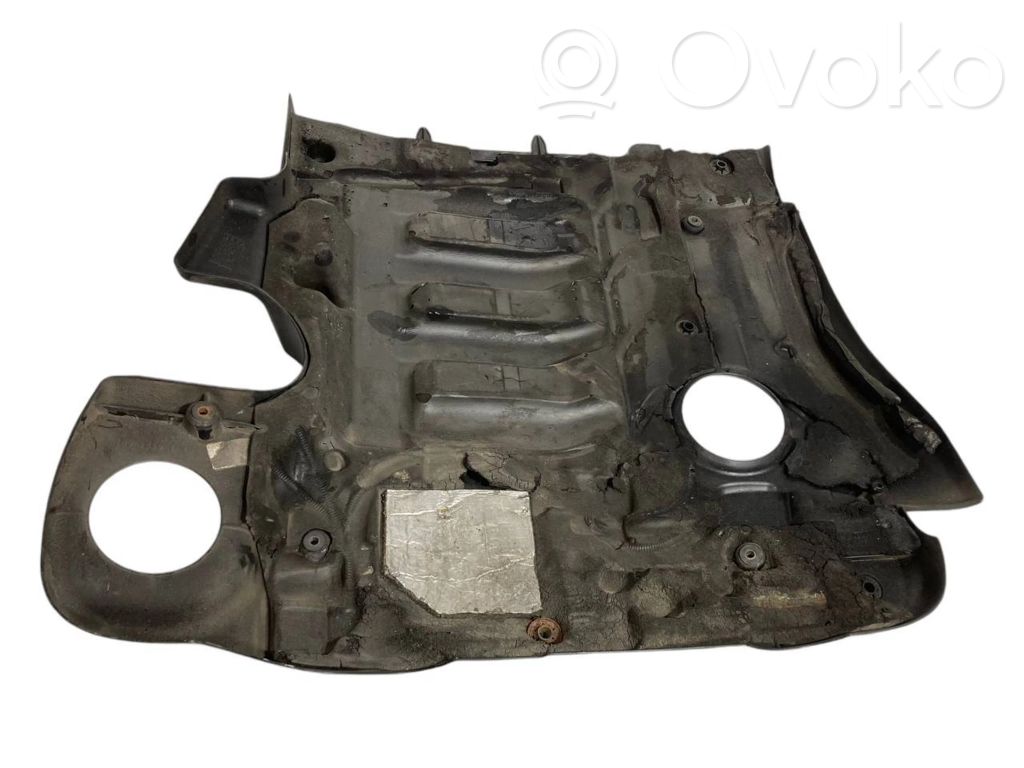 Engine cover (decorative trim)