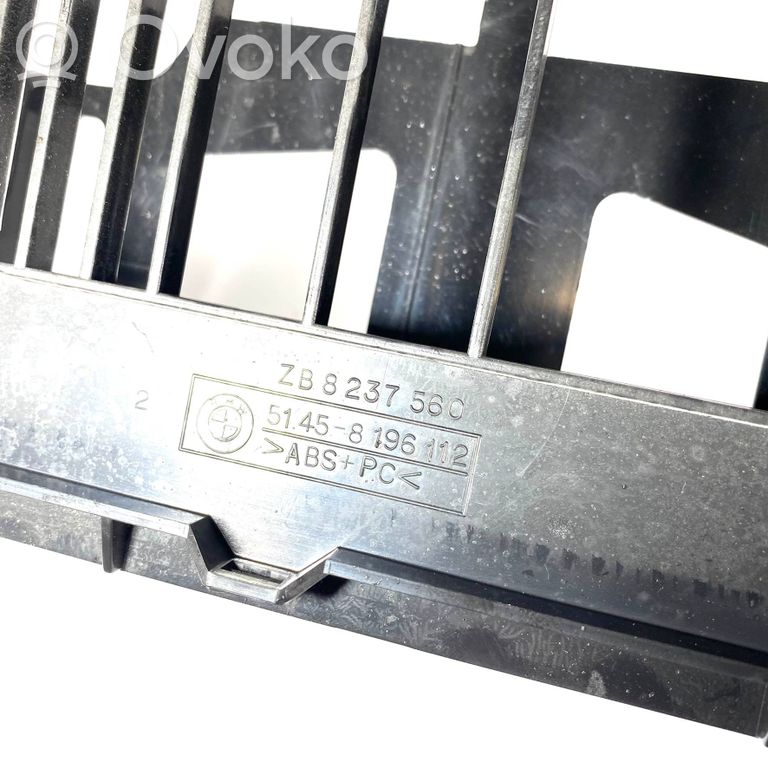 Radio/navigation decorative trim