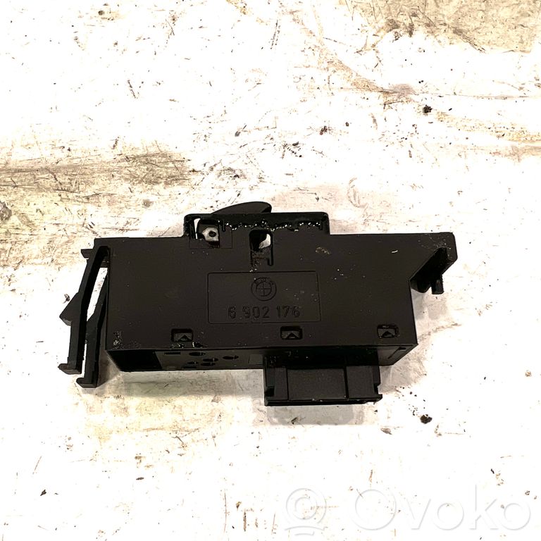 Power window switch