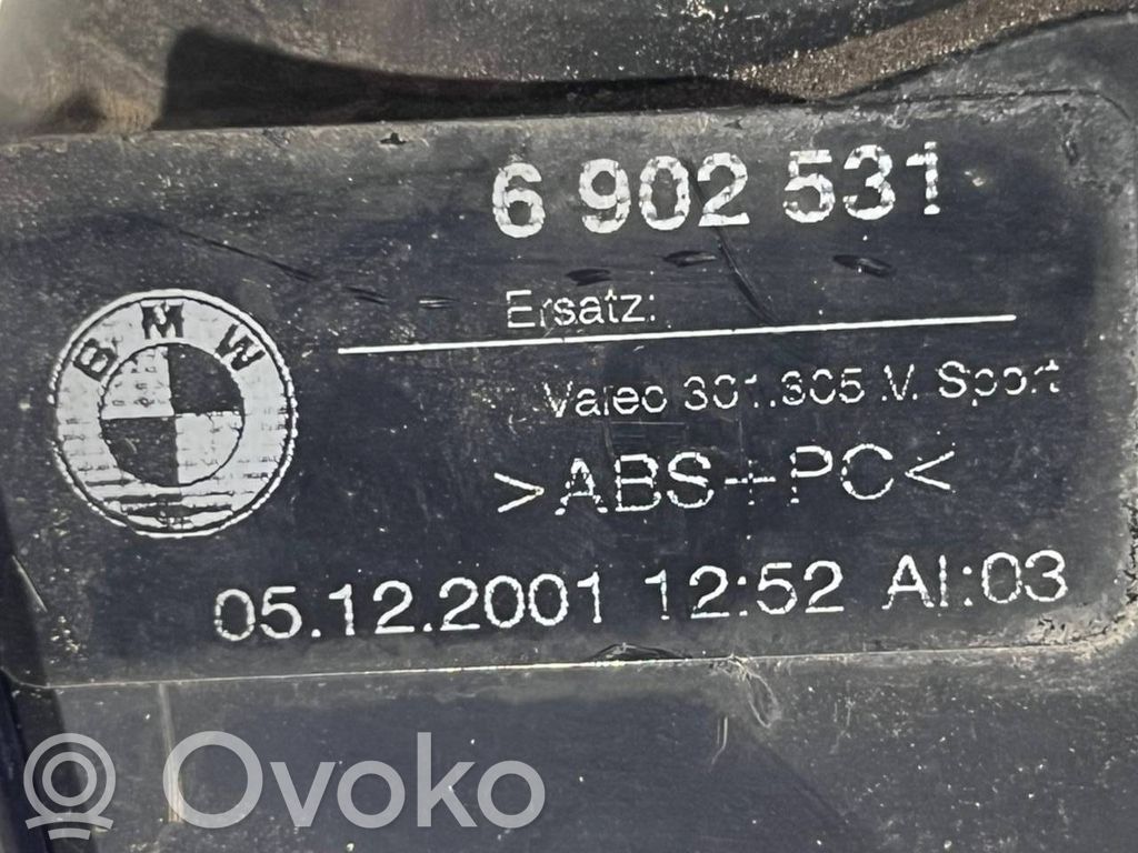 Aizmugurējais lukturis virsbūvē